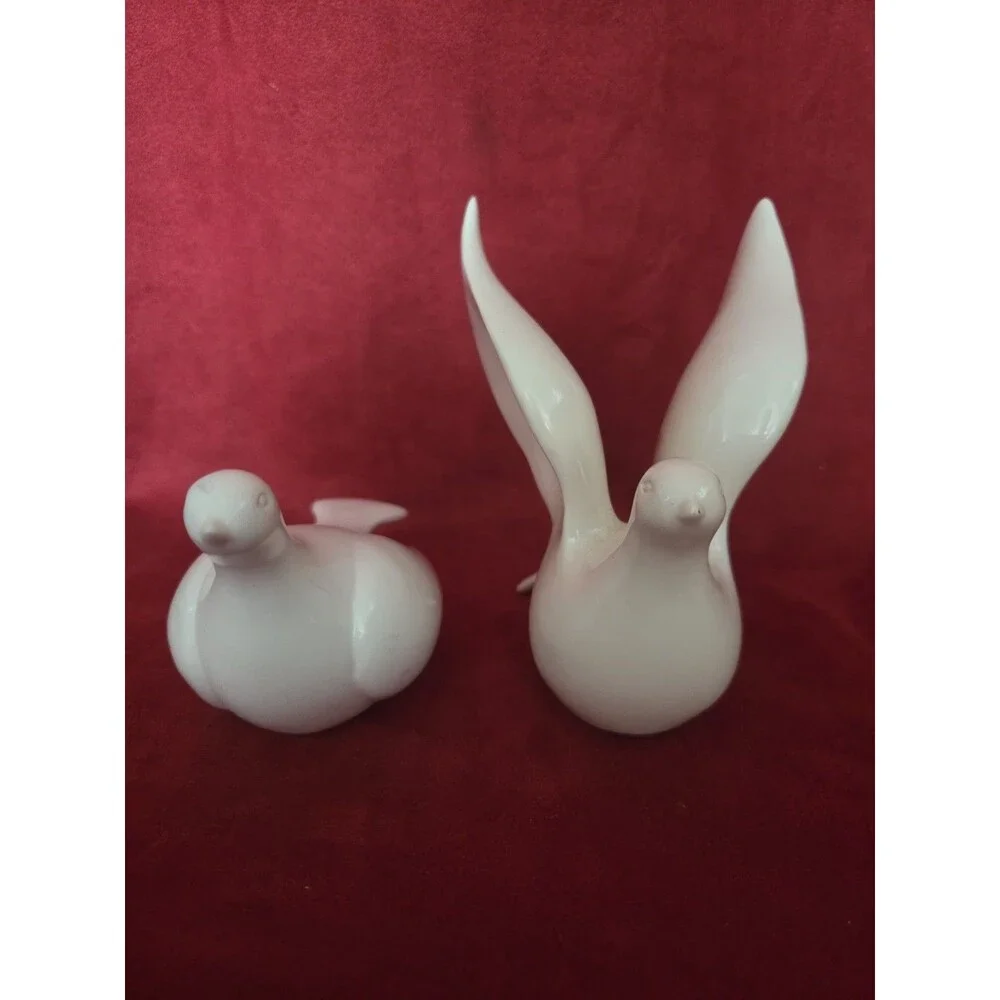 Vintage Homco White Porcelain Dove Figurines Love Birds Peace Home Interiors
